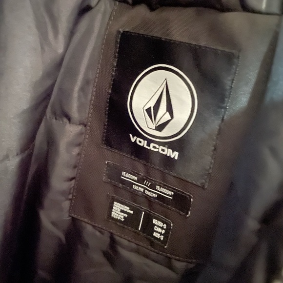 Volcom snowboarding jacket - Picture 3 of 5